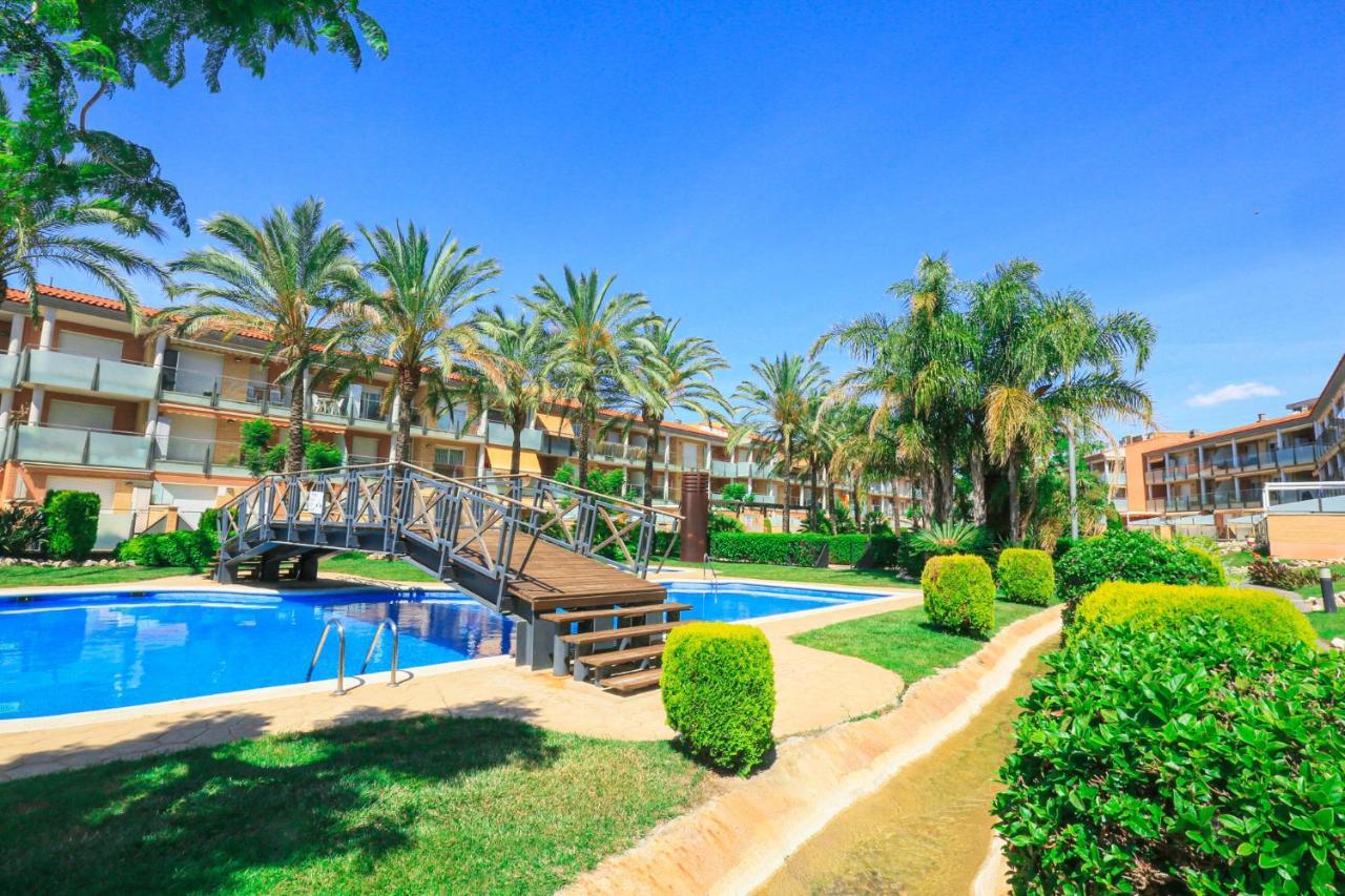Port Marino Litoral Costa Dorada - Only Families Apartment Кембрилс Екстериор снимка