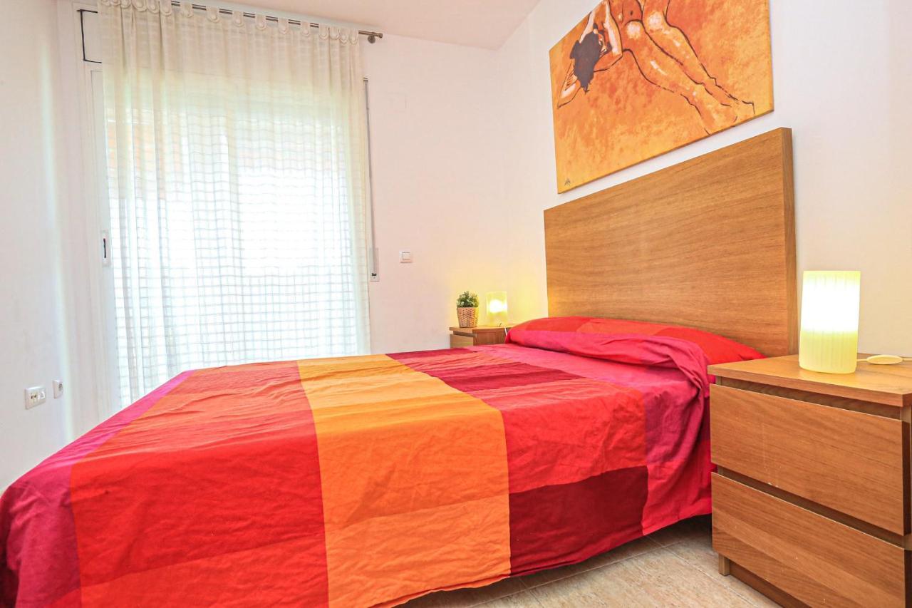 Port Marino Litoral Costa Dorada - Only Families Apartment Кембрилс Екстериор снимка