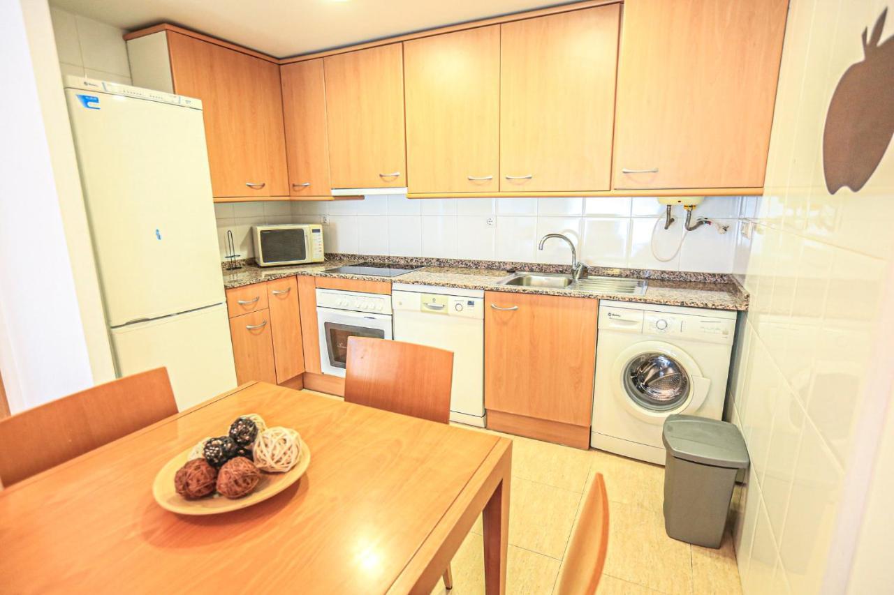 Port Marino Litoral Costa Dorada - Only Families Apartment Кембрилс Екстериор снимка
